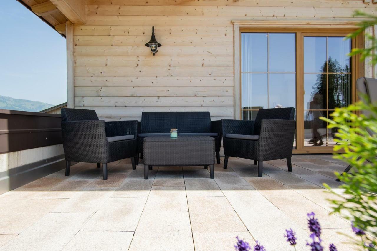 Hof Zenzern Apartamento Kitzbühel Exterior foto