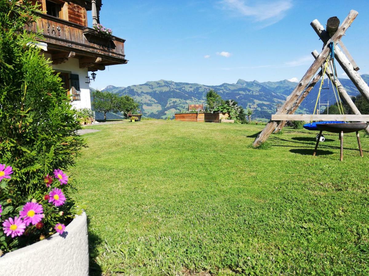 Hof Zenzern Apartamento Kitzbühel Exterior foto